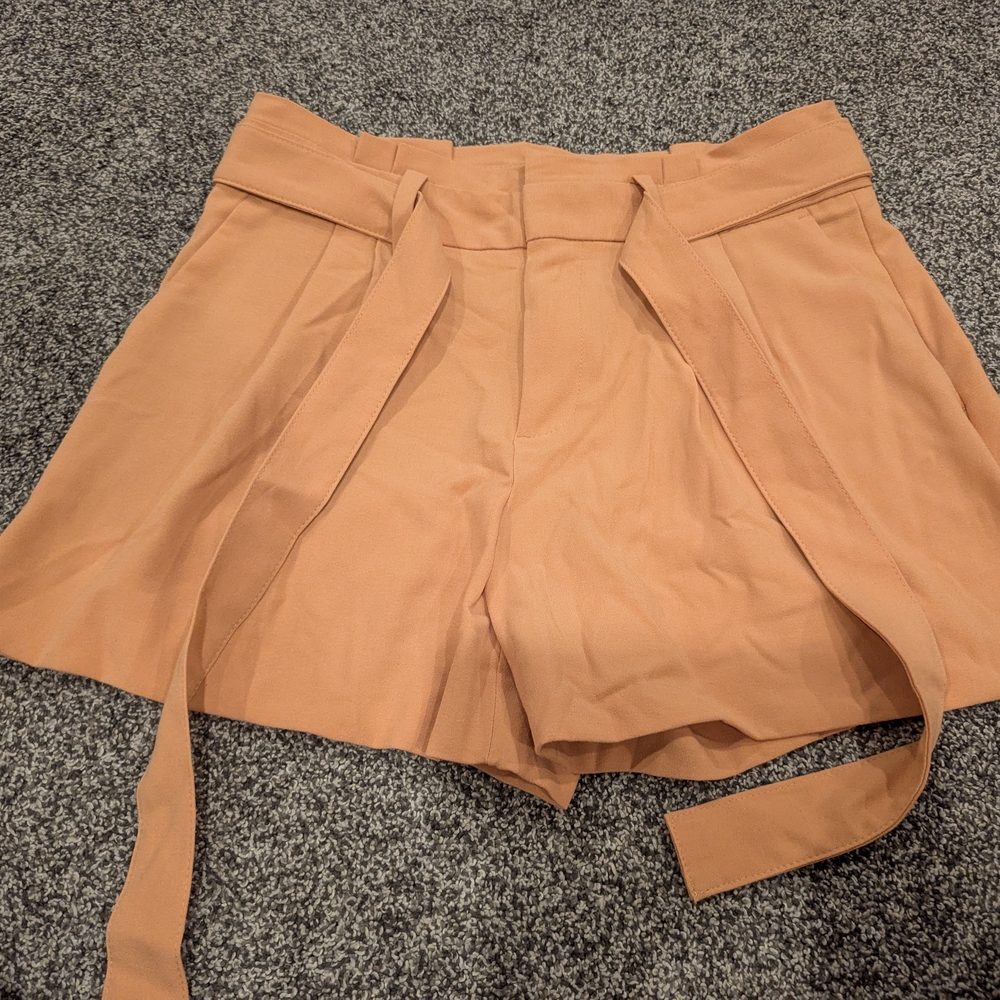 Banana Republic Belted High-Waist Shorts – Size 4